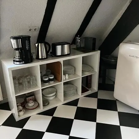 Ferienwohnung Im 'Schmoller - Hof' Нойштадт-ан-дер-Вайнштрасе Экстерьер фото